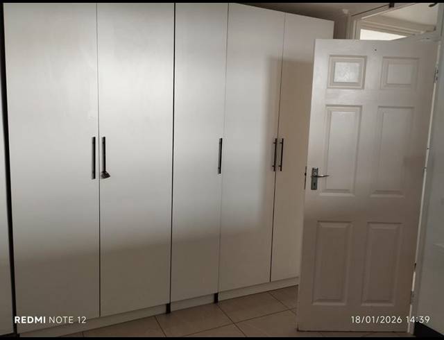 2 BEDROOM APARTMENT FOR SALE IN OVERPORT